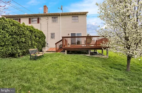 Exterior - 541 Pershing Blvd, Reading, PA 19607 photo 3 of 5