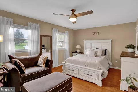 Bedroom - 541 Pershing Blvd, Reading, PA 19607 photo 2 of 4