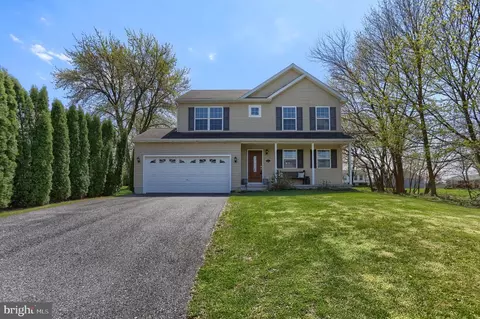 17 W Market St # -A, Myerstown, PA 17067