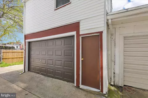 Exterior - 105 Oley St, Reading, PA 19601 photo 7 of 10