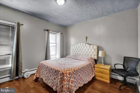 Bedroom - 105 Oley St, Reading, PA 19601 photo 5 of 6