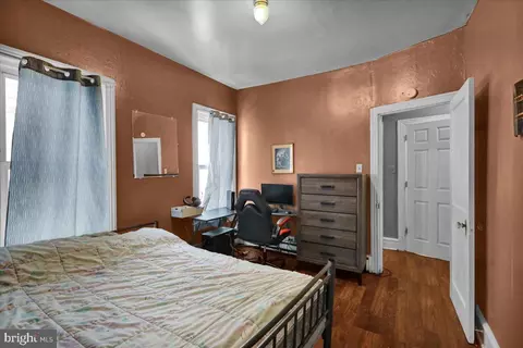 Bedroom - 105 Oley St, Reading, PA 19601 photo 4 of 6