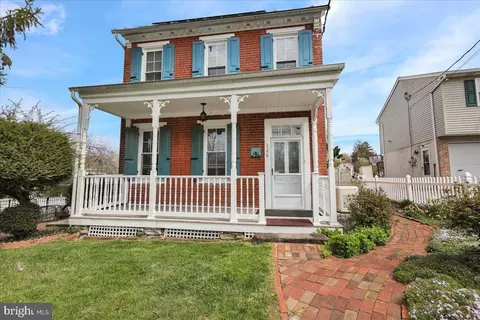 Exterior - 726 Mountain View Rd, Reading, PA 19607 photo 4 of 13