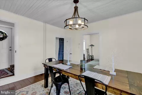 Dining - 726 Mountain View Rd, Reading, PA 19607 photo 2 of 2