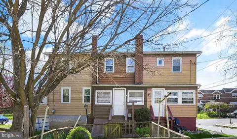 26 Franklin St, Shillington, PA 19607