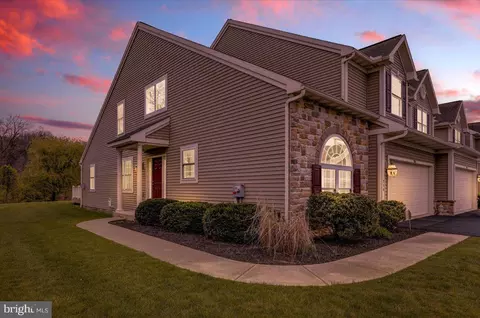 714 Rosemont Ct, Reading, PA 19610