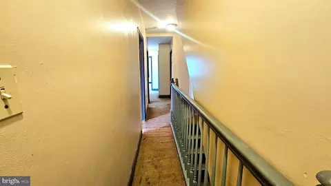 Entry Way - 630 N Front St, Reading, PA 19601 photo 2 of 3