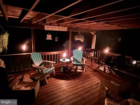 258 Diplomat Dr, Robesonia, PA 19551