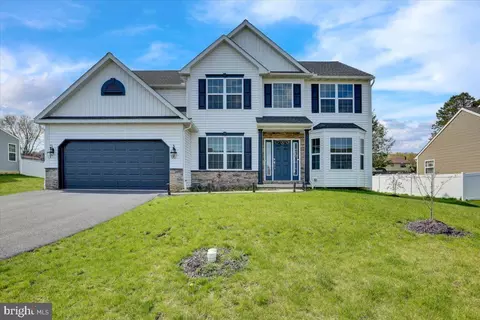172 Sianna Cir, Wernersville, PA 19565
