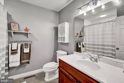 Bath - 354 Martins Rd, Reading, PA 19608 photo 2 of 4