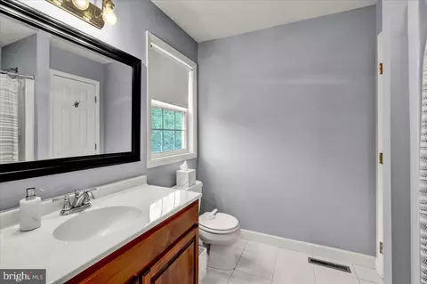 Bath - 354 Martins Rd, Reading, PA 19608 photo 4 of 4