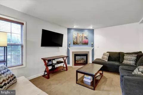 Living - 354 Martins Rd, Reading, PA 19608 photo 3 of 5