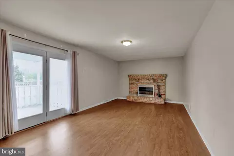 Living - 4001 Windcroft Ct, Reading, PA 19606 photo 1 of 3