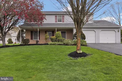 4001 Windcroft Ct, Reading, PA 19606