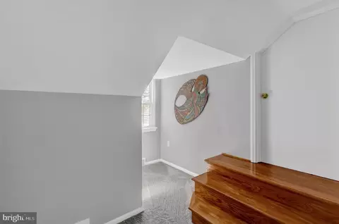 Entry Way - 431 Devon Ter, Reading, PA 19607 photo 3 of 3