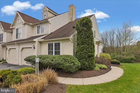 4 Whitetail Ln, Reading, PA 19607