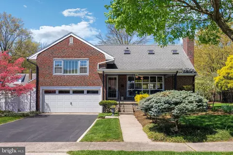 902 N 26th St, Reading, PA 19606