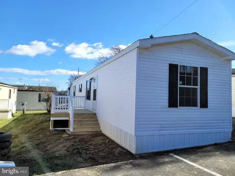 6801 Penn Ave #TRLR 4, Wernersville, PA 19565