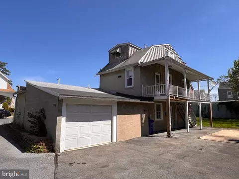 808 Belmont, Reading, PA 19605