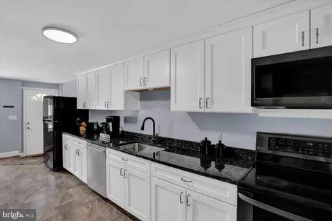Kitchen - 311 Hill Cir, Reading, PA 19607 photo 1 of 3