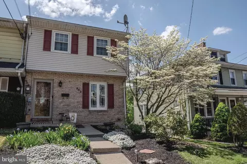 542 S 5th St, Hamburg, PA 19526