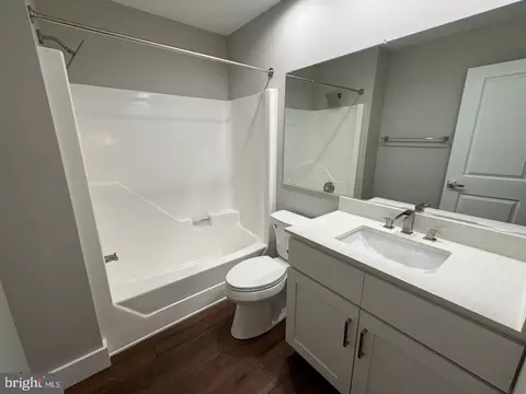 Bath - 25 Medinah Dr, Reading, PA 19607 photo 4 of 4