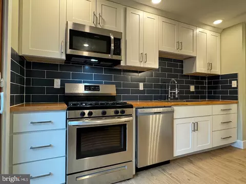 Kitchen - 25 Medinah Dr, Reading, PA 19607 photo 4 of 4