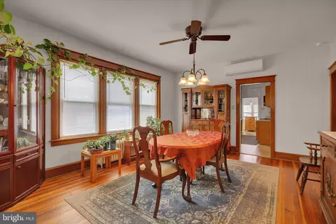 Dining - 106 N Waverly St, Reading, PA 19607 photo 1 of 2