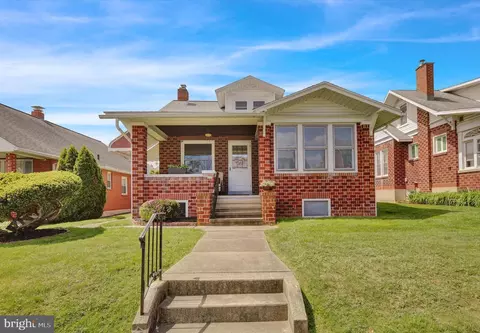 106 N Waverly St, Reading, PA 19607
