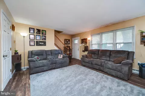 159 W Gaul St, Wernersville, PA 19565