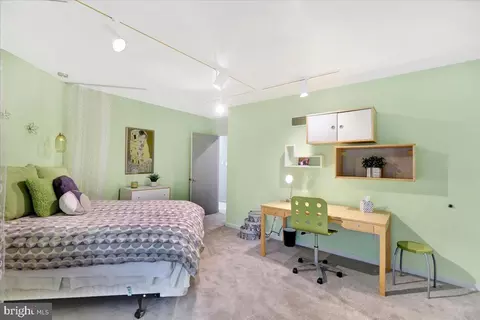 Bedroom - 14 Pine Ridge Ln, Reading, PA 19607 photo 9 of 12