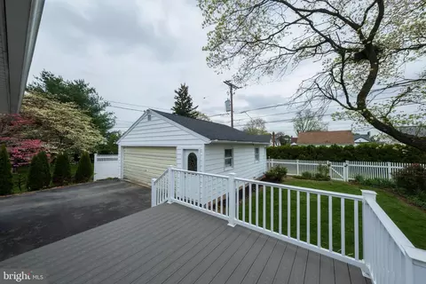 Exterior - 1366 Kenhorst Blvd, Reading, PA 19607 photo 6 of 10
