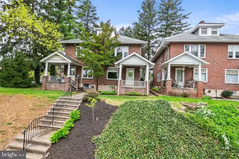 214 W Wyomissing Blvd, West Lawn, PA 19609