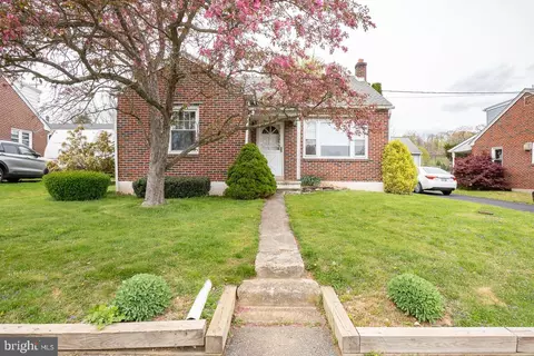 29 Fegley St, Boyertown, PA 19512