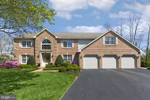 7 Boardwalk Ct, Sinking Spring, PA 19608