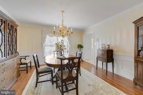 Dining - 7 Boardwalk Ct, Sinking Spring, PA 19608 photo 2 of 4