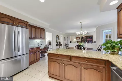 Kitchen - 7 Boardwalk Ct, Sinking Spring, PA 19608 photo 4 of 4