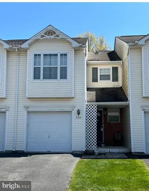 205 N 4th St, Bally, PA 19503