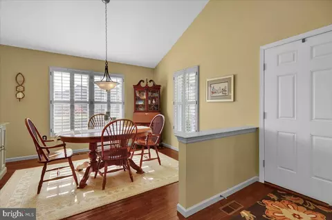 Dining - 17 Whitepine Gulch, Reading, PA 19607 photo 1 of 2