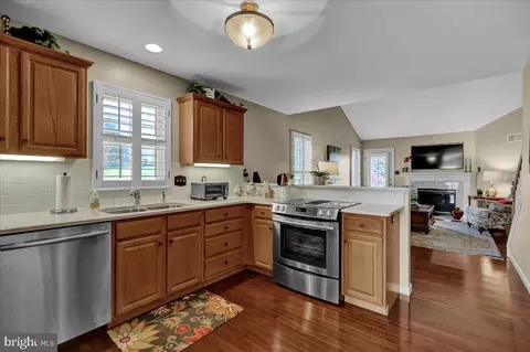 Kitchen - 17 Whitepine Gulch, Reading, PA 19607 photo 1 of 3