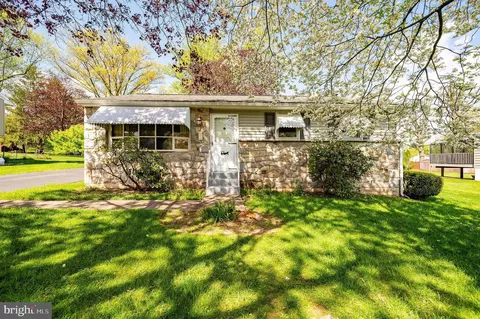 320 Corys Ct, Birdsboro, PA 19508