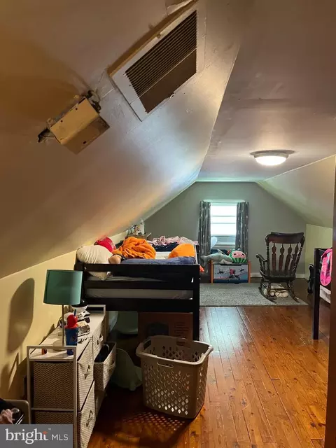 Entry Way - 2040 Dennis Dr, Reading, PA 19601 photo 5 of 5