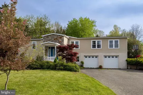 210 Washington Rd, Bechtelsville, PA 19505
