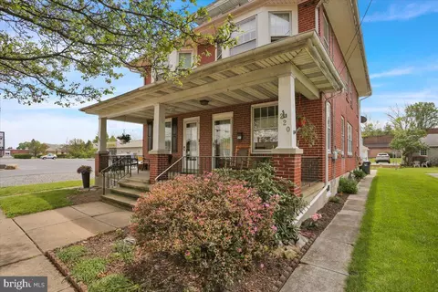 220 E Penn Ave, Robesonia, PA 19551