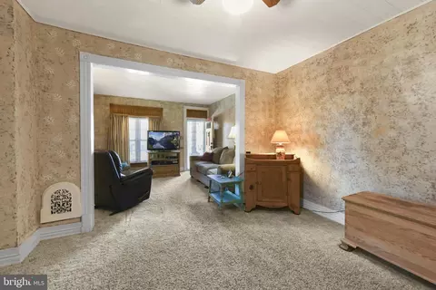 217 S Wyomissing Ave, Shillington, PA 19607 photo 5