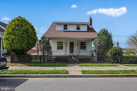 943 Upland Ave, Reading, PA 19607