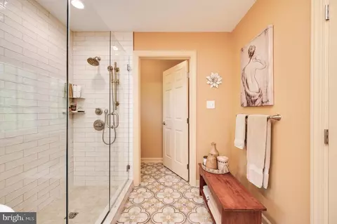 Bath - 7 Brookfield Ave, Reading, PA 19608 photo 5 of 7