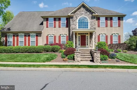7 Brookfield Ave, Reading, PA 19608
