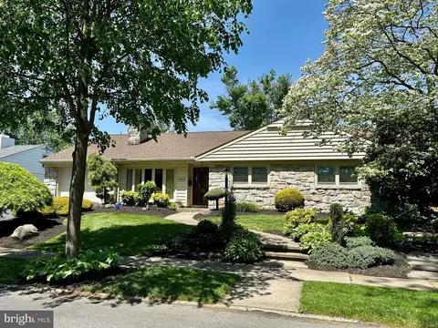 1643 Dauphin, Wyomissing, PA 19610