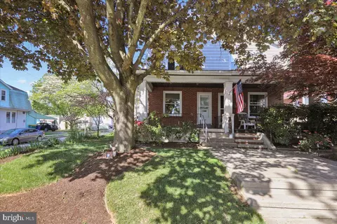 200 Intervilla Ave, Reading, PA 19609